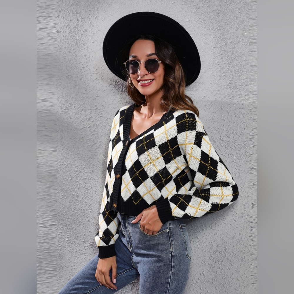 Geometric Button Up Long Sleeve Cardigan - Picture 1 of 4